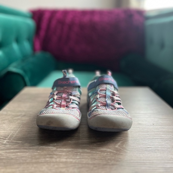 Sketchers Summer Slides - Picture 5 of 5